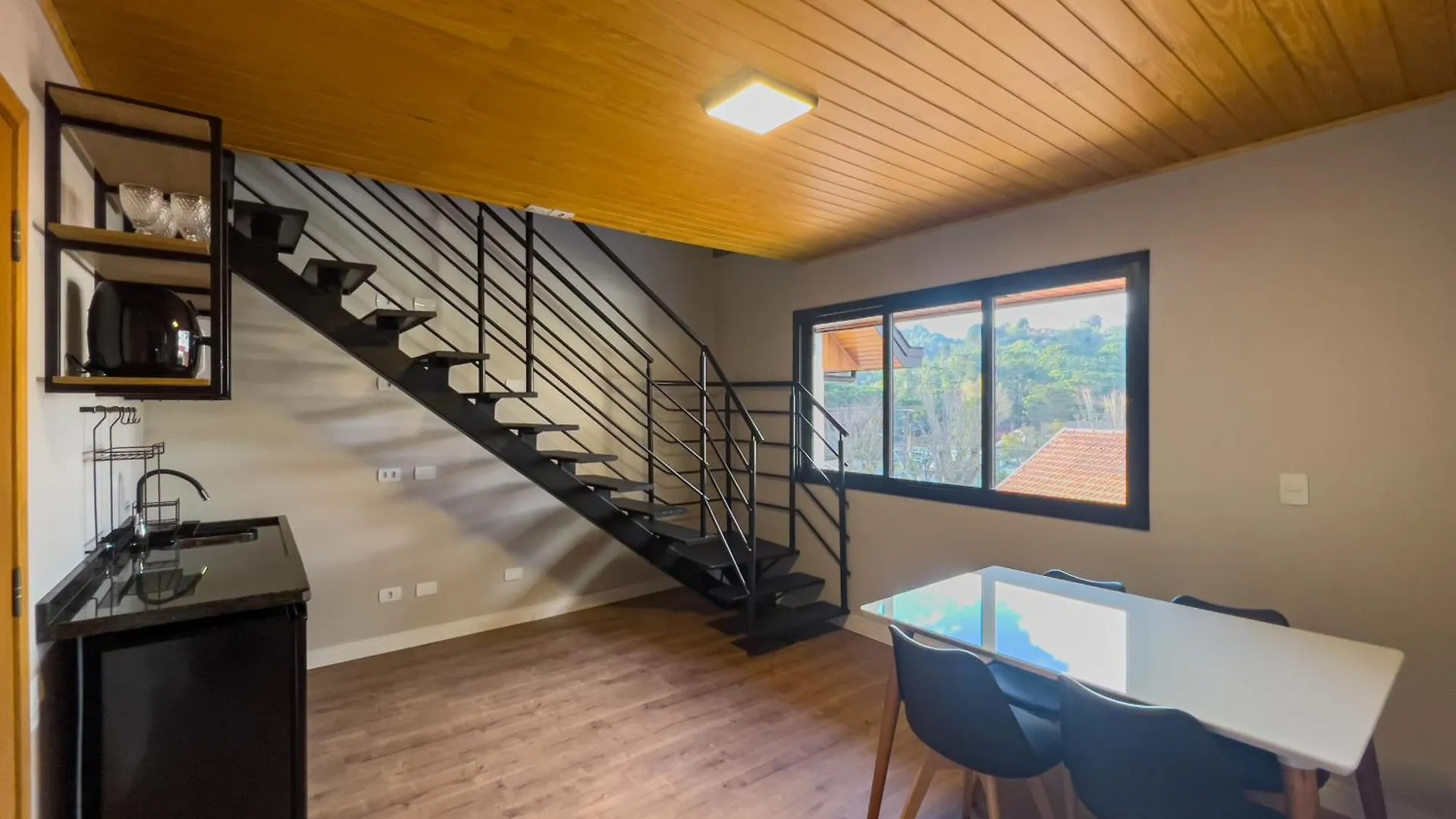 Parador Campos Do Jordao Em Vila Capivari Apartment